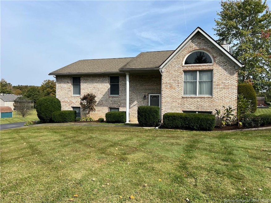 Welcome to 9725 Wolfe Cemetery Rd.
