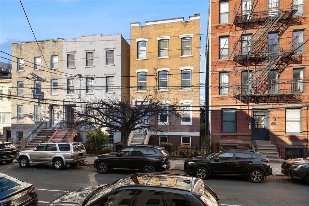 308 2nd St unit 2, Jersey City, NJ 07302 - photo 1