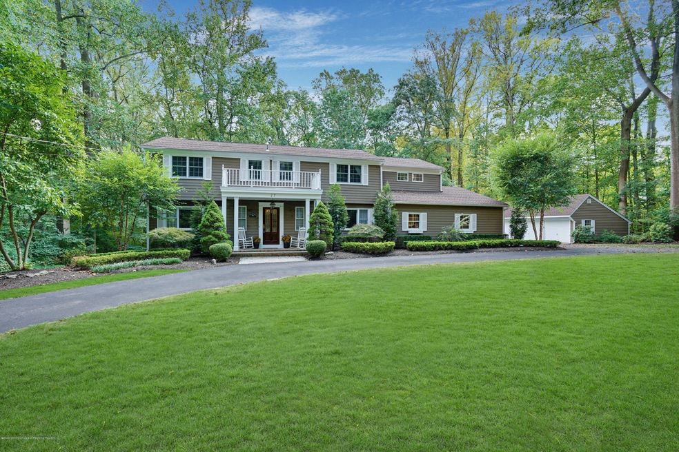 17 Indian Creek Rd, Holmdel, NJ 07733 - photo 1