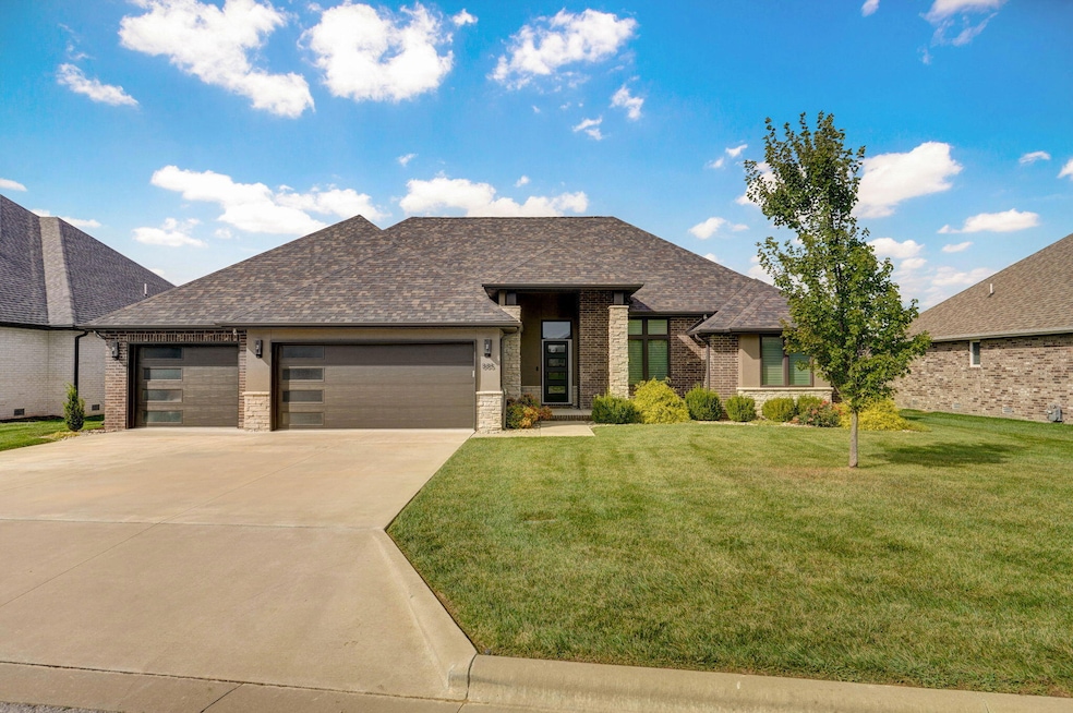885 E Emerald Terrace, Nixa, MO-1