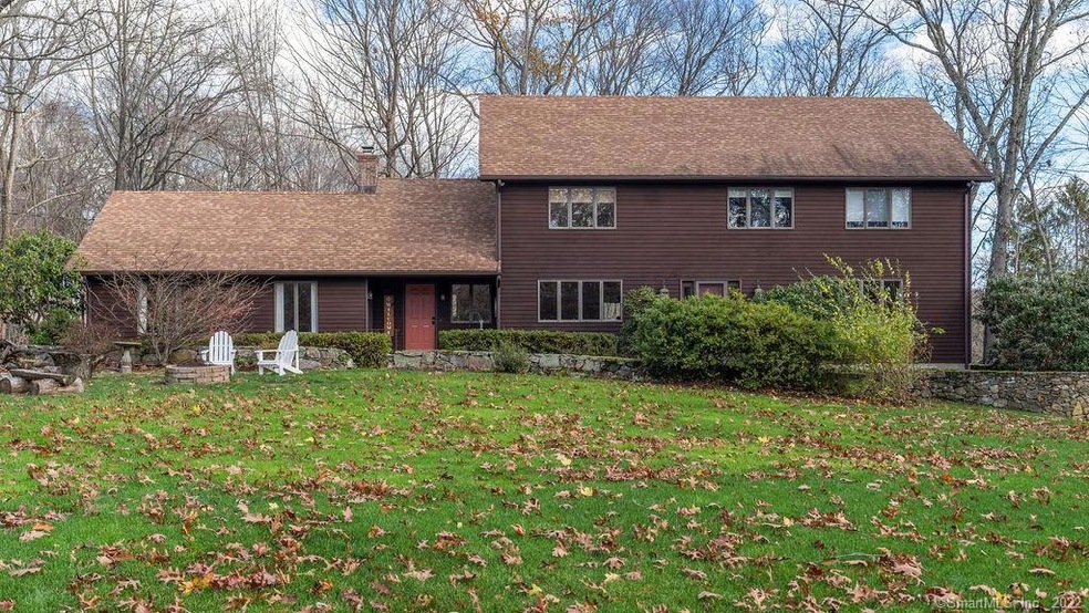 149 Wedgewood Dr, Easton, CT 06612 - photo 1