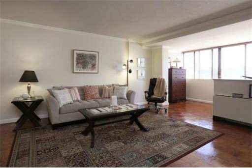 Hawthorne Place Condominium unit 8G, Boston, MA 02114 - photo 1