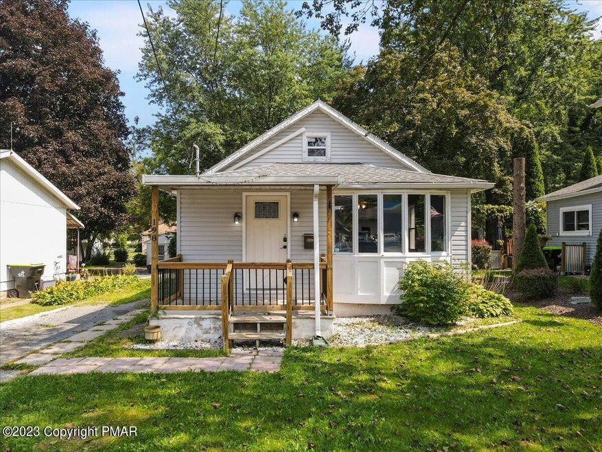 198 Broad St, Stroudsburg, PA 18360 - photo 1