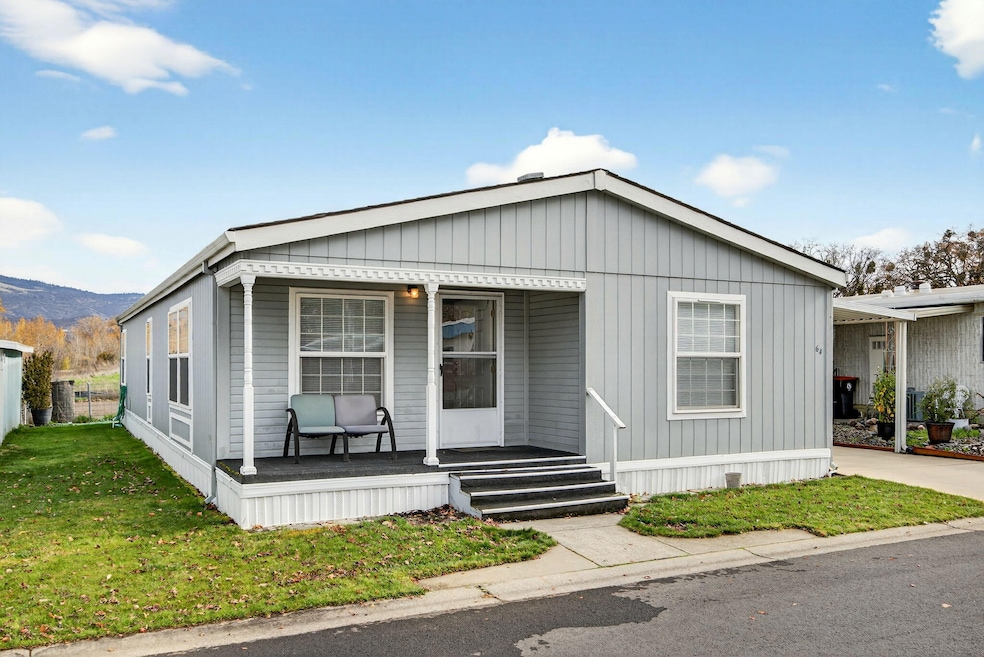 3431 S Pacific Hwy unit SPC 64, Medford, OR 97501 - photo 1