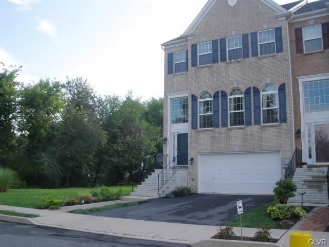 2099 Huntington Ln, Easton, PA 18040 - photo 1