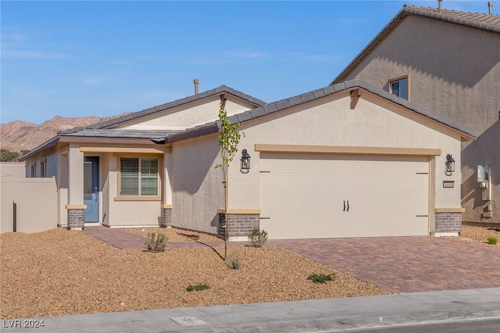 2758 Pavehawk Way, Las Vegas, NV 89156 - photo 1