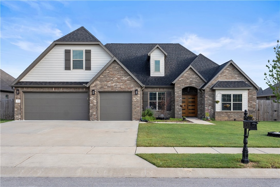 1122 Giulia Ave, Tontitown, AR 72762 - photo 1