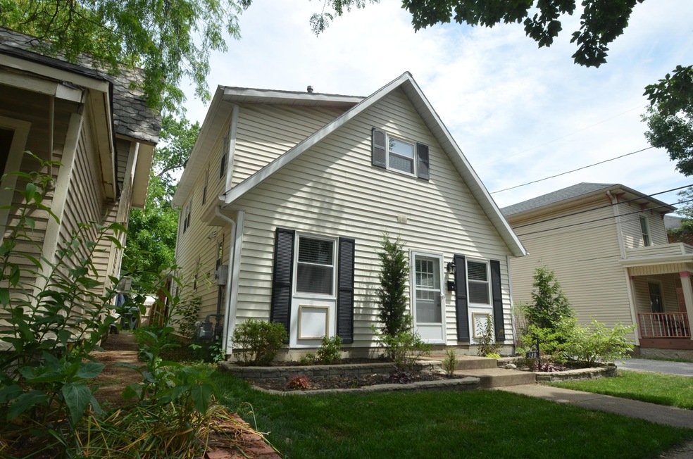 380 W 2nd Ave