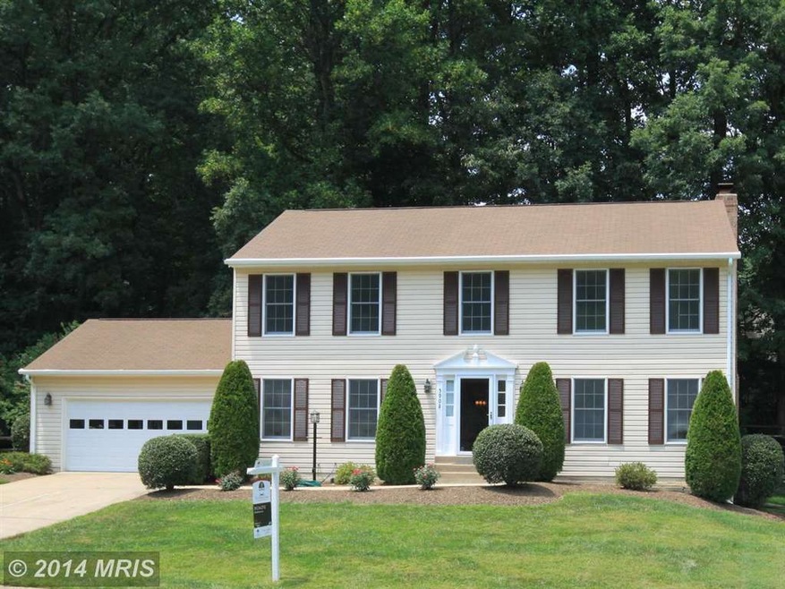 5902 Oakland Park Dr, Burke, VA 22015 - photo 1