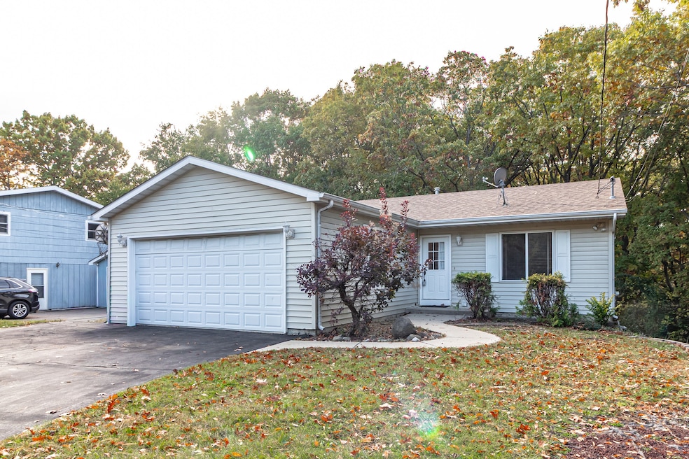 35242 N Moody St, Ingleside, IL 60041 - photo 1