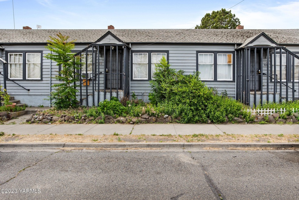 920 E Terrace Heights Way  