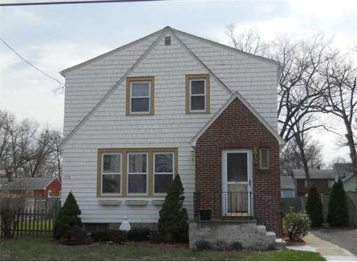 176 Draper St, Springfield, MA 01108 - photo 1