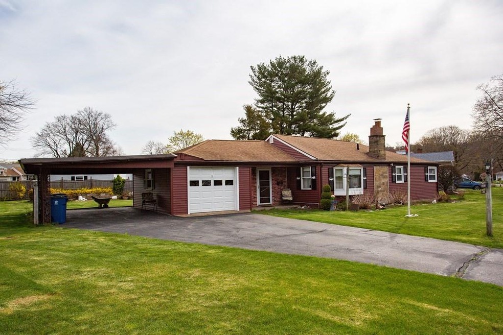 233 Poplar Ave, West Springfield, MA 01089 - photo 1