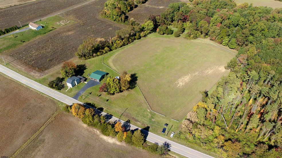 160 Davidson Rd, Swedesboro, NJ 08085 - photo 1