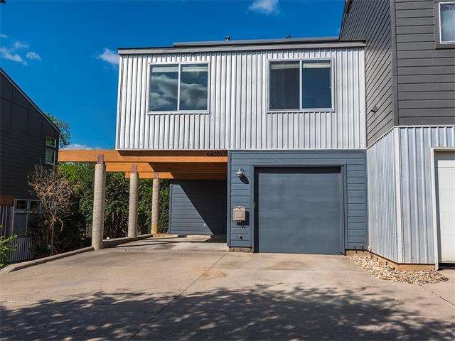 Modern, loft style, 1,817 sf, 3BR, 2.5BA, condo, j