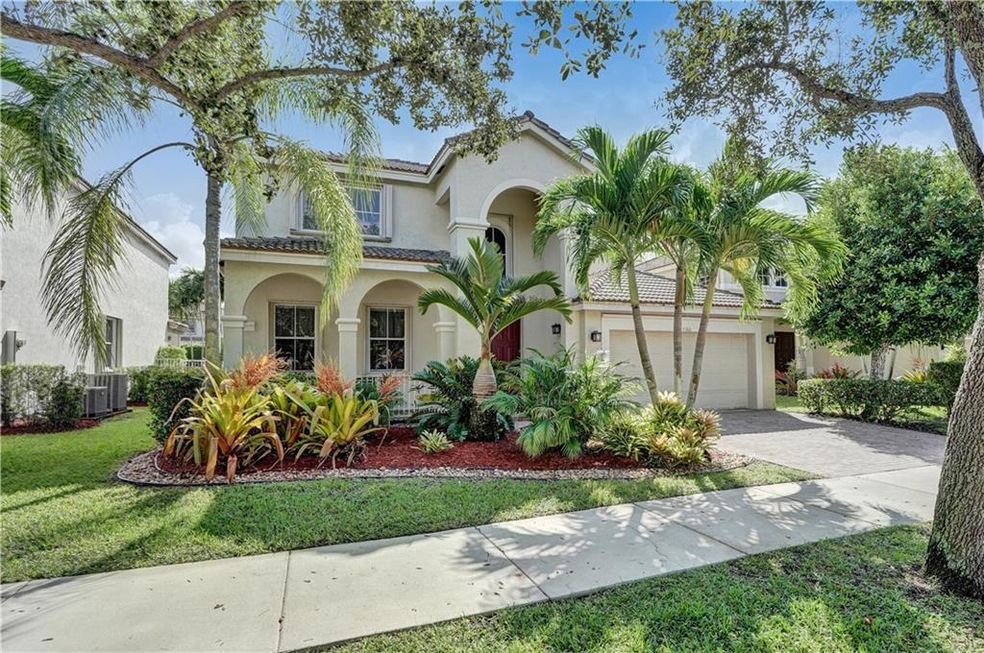 4366 Laurel Ridge Cir, Weston, FL 33331 - photo 1