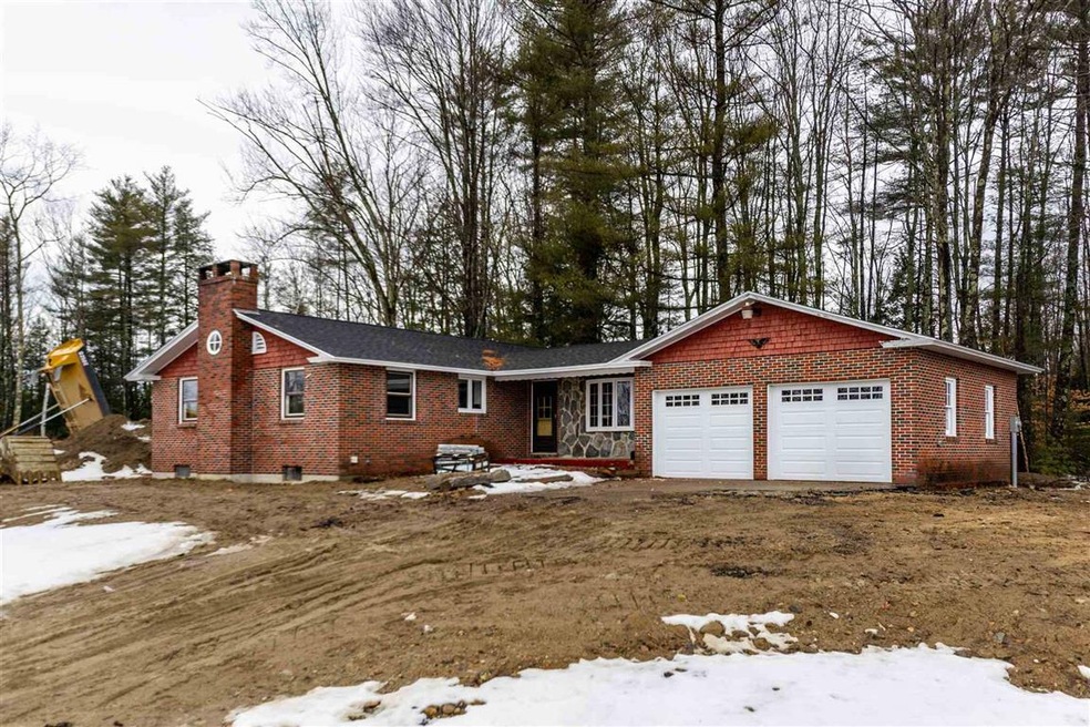 11 Ida Cir, Rochester, NH 03868 - photo 1