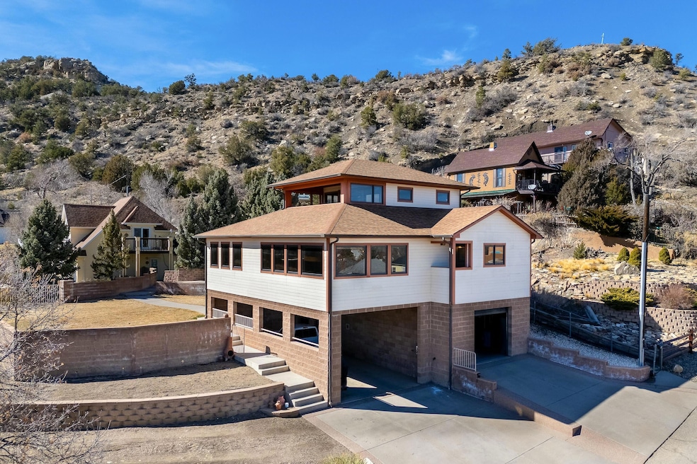 Under Contract $320,000