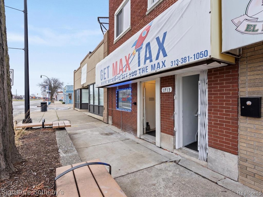 For Rent $1,200/month