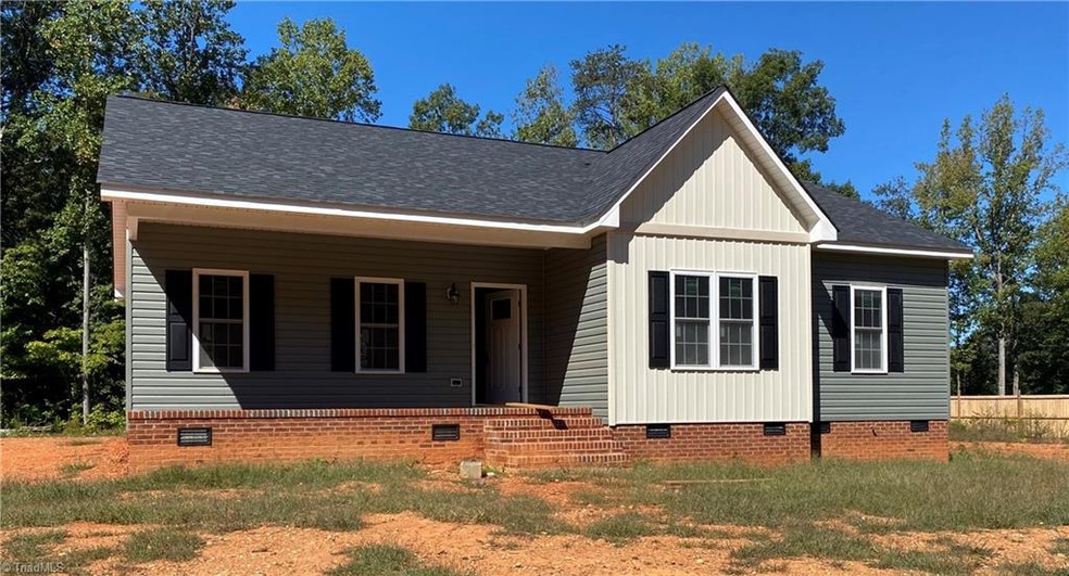 2172 Grantville Ln, Asheboro, NC 27205 - photo 1