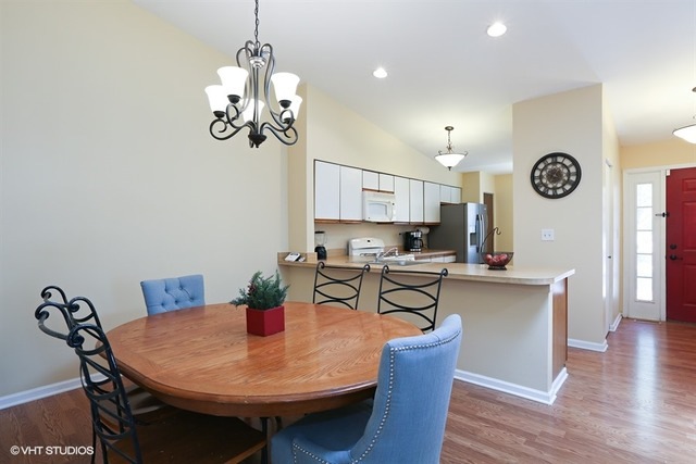 522 Fessler Ave, Naperville, IL 60565 - photo 1