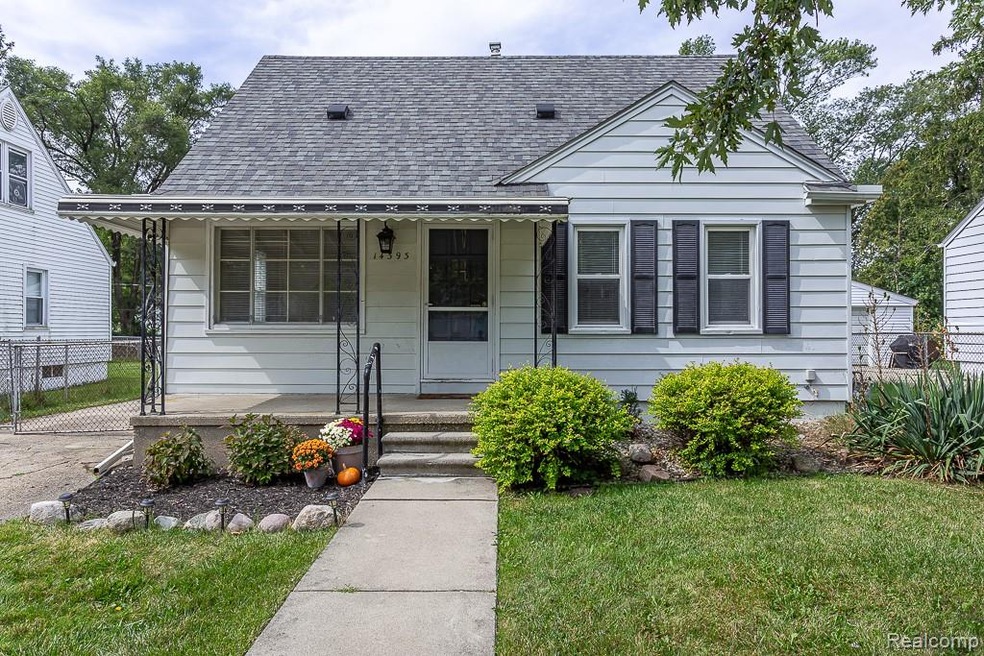 14393 mercedes exteriors (1).jpg