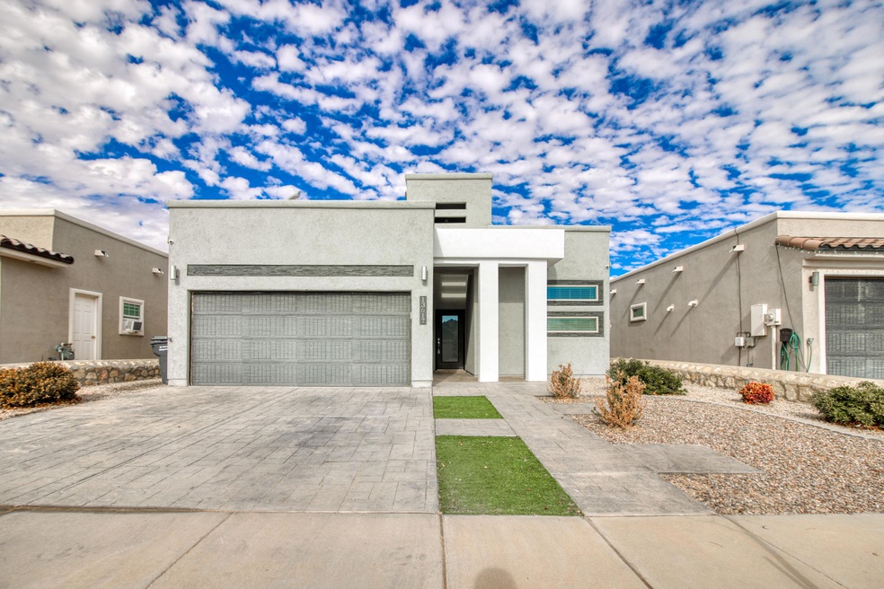 13617 Bradford St, Horizon City, TX 79928 - photo 1