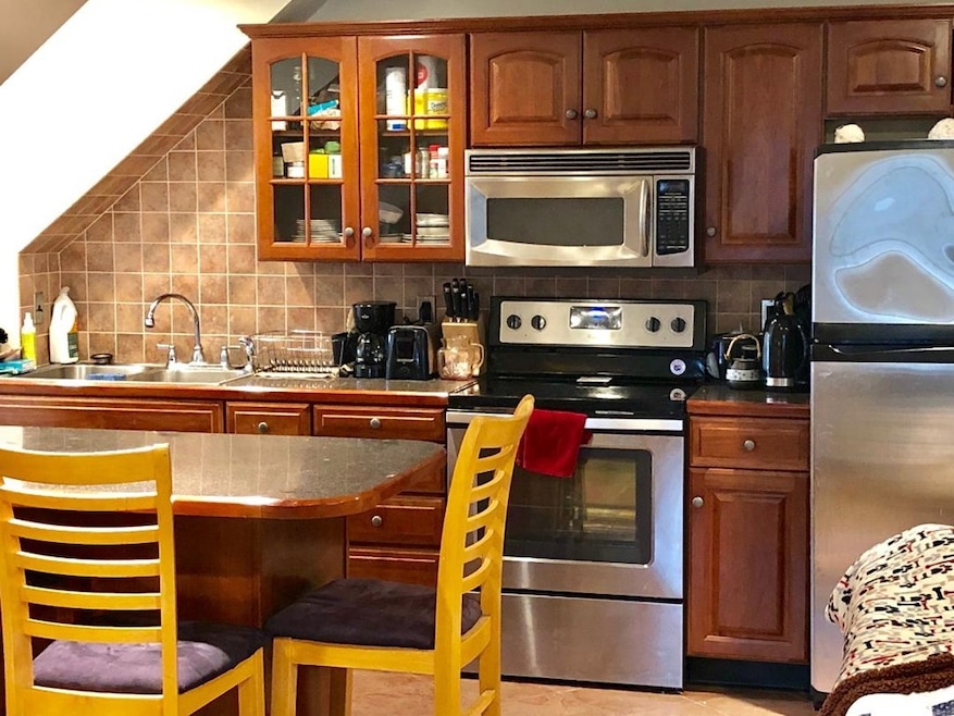 11 Spring Ave unit 2, Wakefield, MA 01880 - photo 1