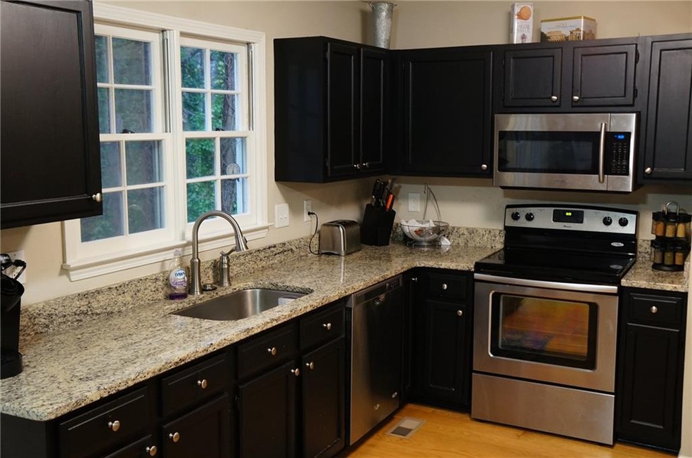 3627 Autumn View Dr NW, Acworth, GA 30101 - photo 1