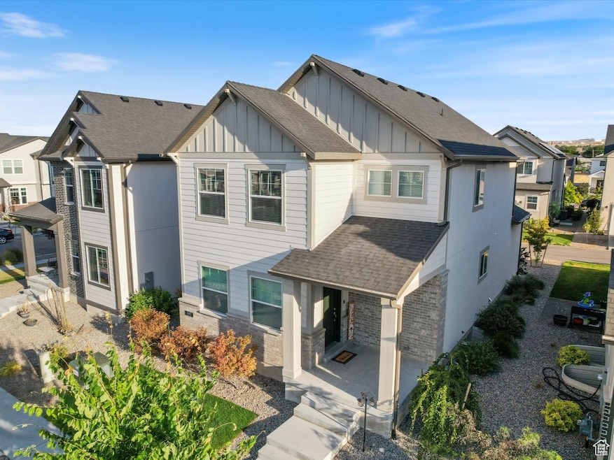 Under Contract $549,900