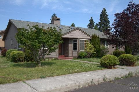 2431 NE 6th St, Bend, OR 97701 - photo 1