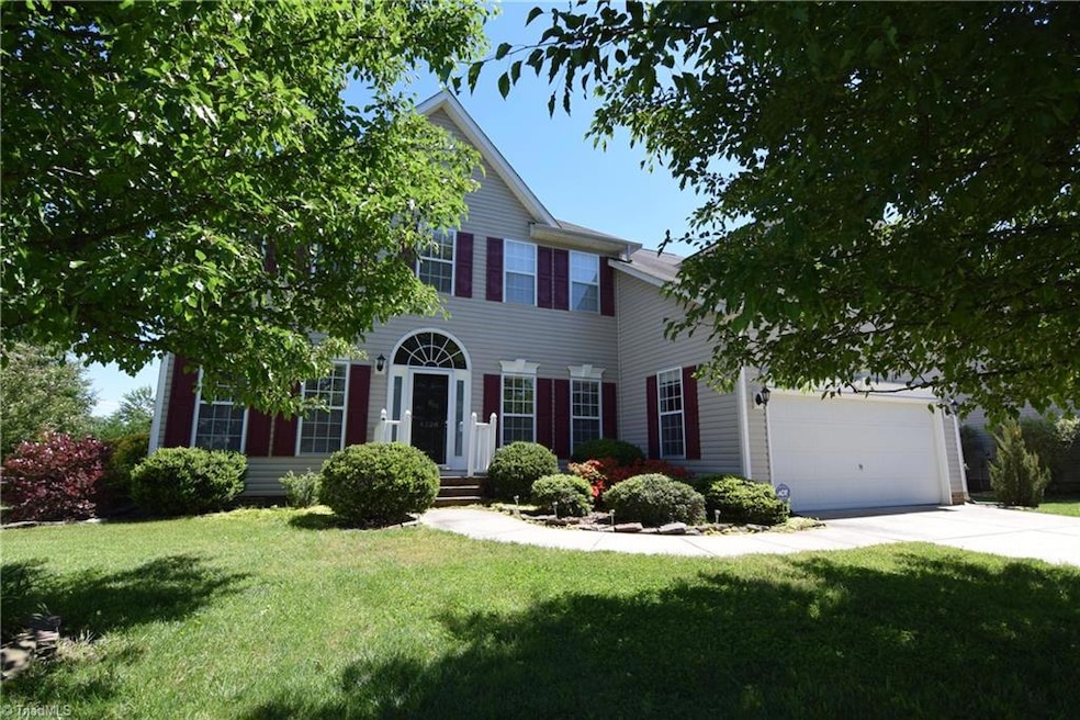 Welcome to 4328 Twisting Creek Drive!