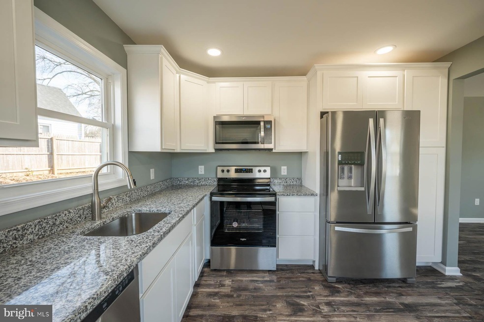 1422 Brook Ln, Wilmington, DE 19805 - photo 1