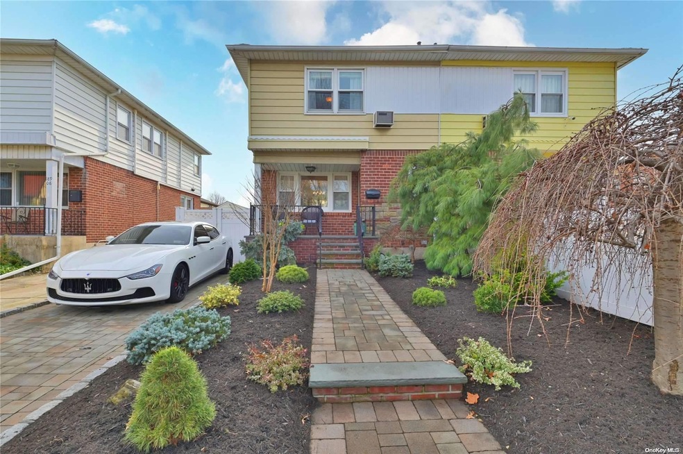 189-04 46th Ave, Flushing, NY 11358 - photo 1