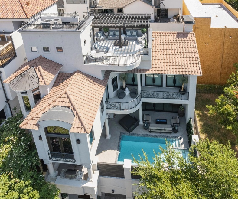 Aerial View of 2206 Boll St. in the State Thomas N