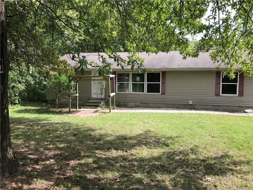 216 W Covered Bridge Rd, Attica, IN 47918 - photo 1