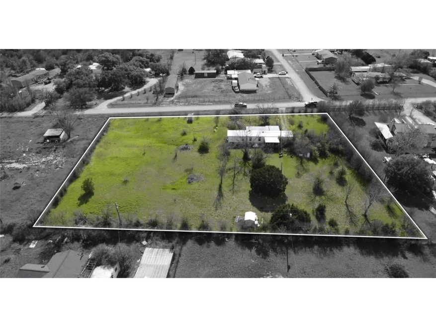 117 Ridgeview Dr, Azle, TX 76020 - photo 1