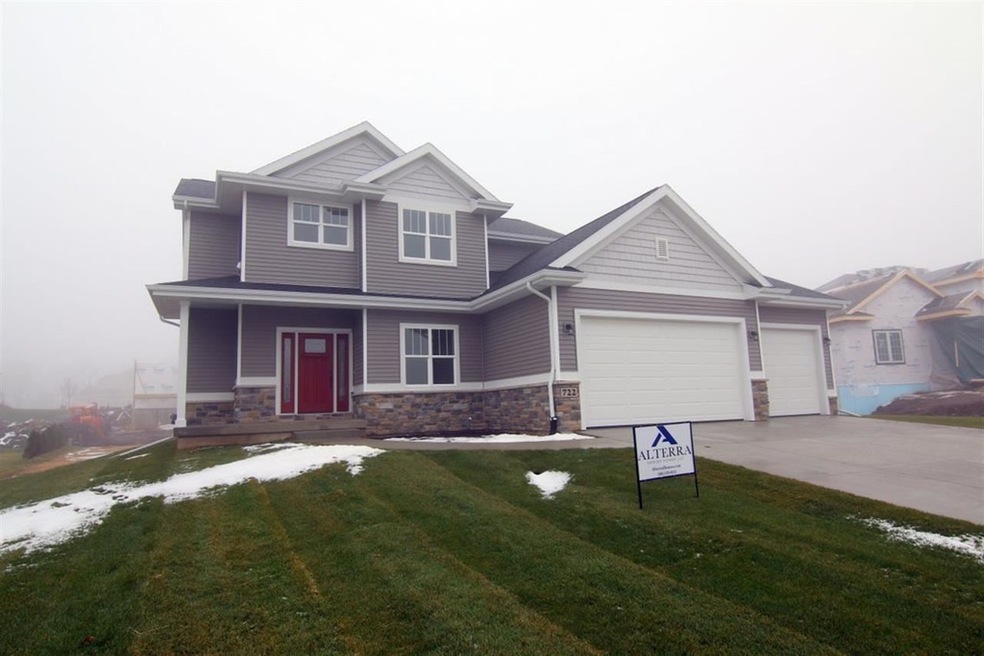 722 Sumac St, Oregon, WI 53575 - photo 1