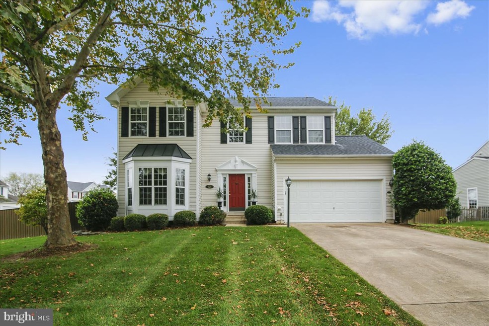 625 Wooden Bridge Dr, Purcellville, VA 20132 - photo 1