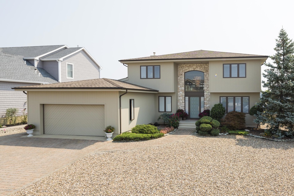 216 Curtis Point Dr, Mantoloking, NJ 08738 - photo 1