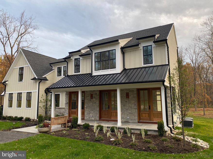 4520 Smith Rd, Furlong, PA 18925 - photo 1