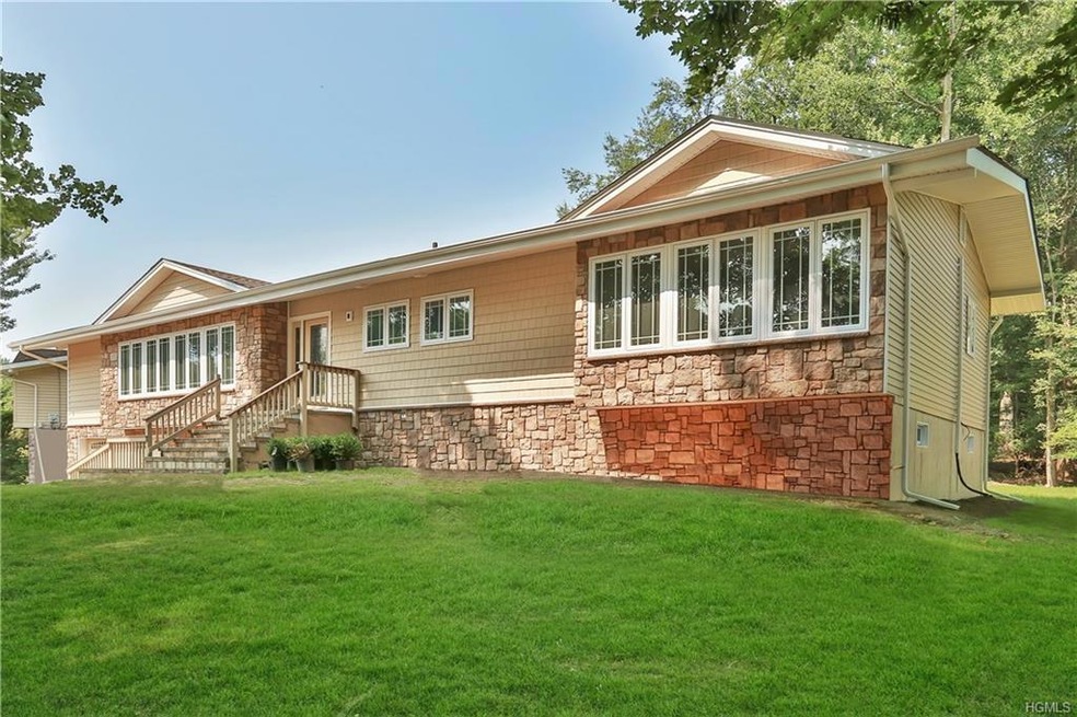 28 S Park Terrace, Congers, NY 10920 - photo 1