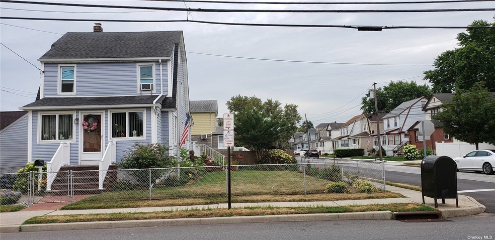 108 Roosevelt Ave, Valley Stream, NY 11581 - photo 1