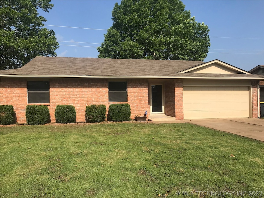 13502 S Fern St, Glenpool, OK 74033 - photo 1