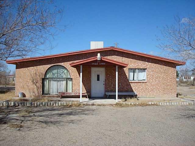 301 Valle Lindo Dr, El Paso, TX 79927 - photo 1