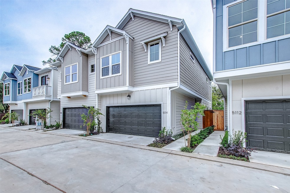 5105 Pine Reach Dr, Houston, TX 77018 - photo 1