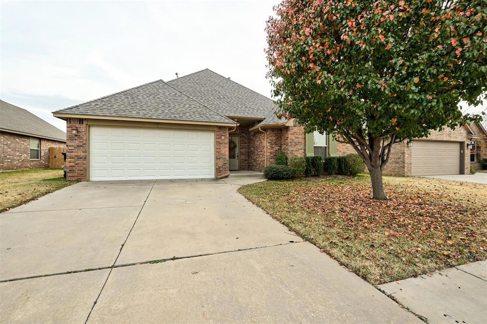 4916 SW 120th Place, Oklahoma City, OK 73173 - photo 1