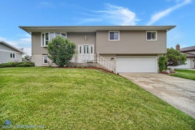 952 Devonshire Ln, Dyer, IN 46311 - photo 1