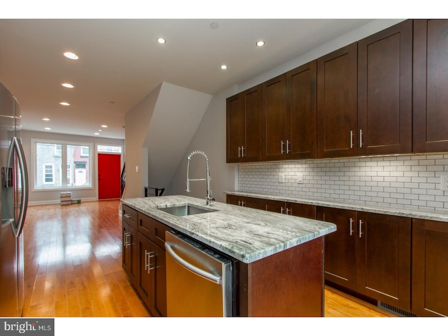 2338 Gerritt St, Philadelphia, PA 19146 - photo 1