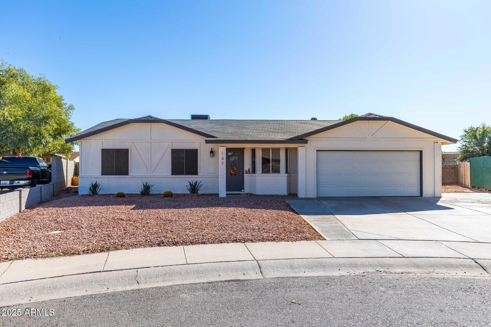 137 S Salt Cedar Place, Chandler, AZ 85225 - photo 1